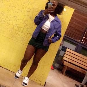 Meet your Posher, Carneisha